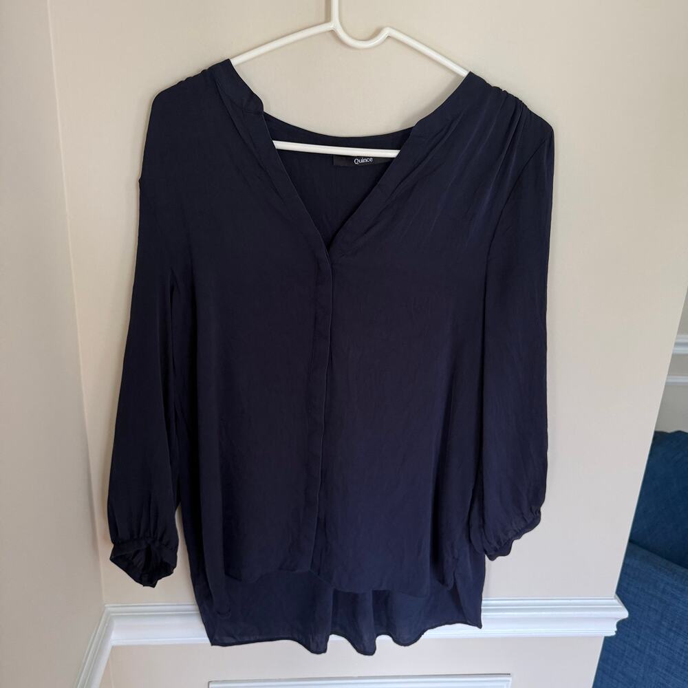 Quince | Summer Work Business Washable Stretch Silk Split Neck Blouse in Navy L - Picture 3 of 12